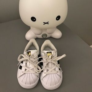 Adidas Superstar